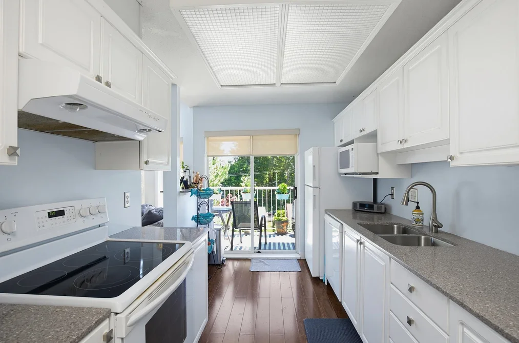 303 33669 2ND AVENUE, Mission BC V2V 6Z4, Mission BC — Residential for Sale — Photo 14 of 40