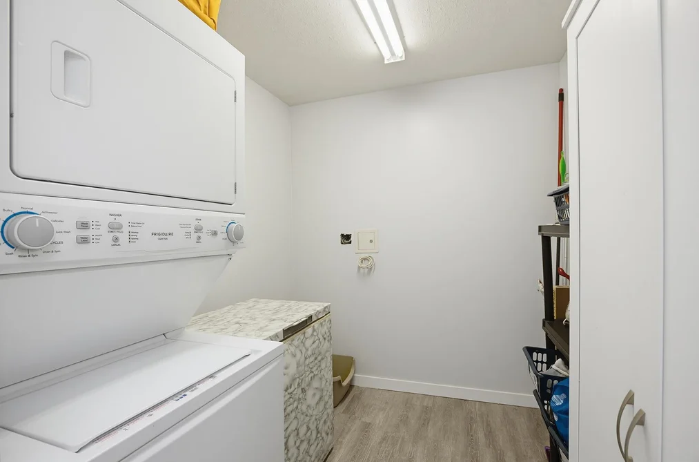 303 33669 2ND AVENUE, Mission BC V2V 6Z4, Mission BC — Residential for Sale — Photo 38 of 40