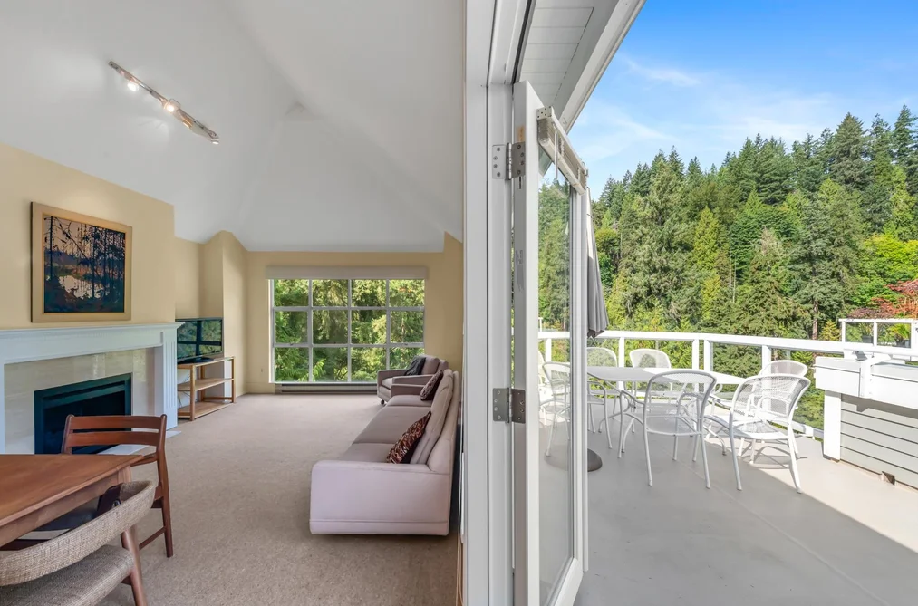Condo for sale at 303 3373 Capilano Crescent North Vancouver British Columbia - MLS: R3161125