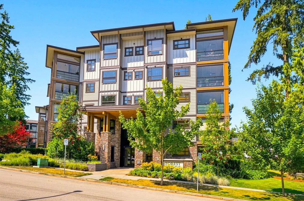 Condo for sale at 303 3585 146a Street Surrey British Columbia - MLS: R3146893