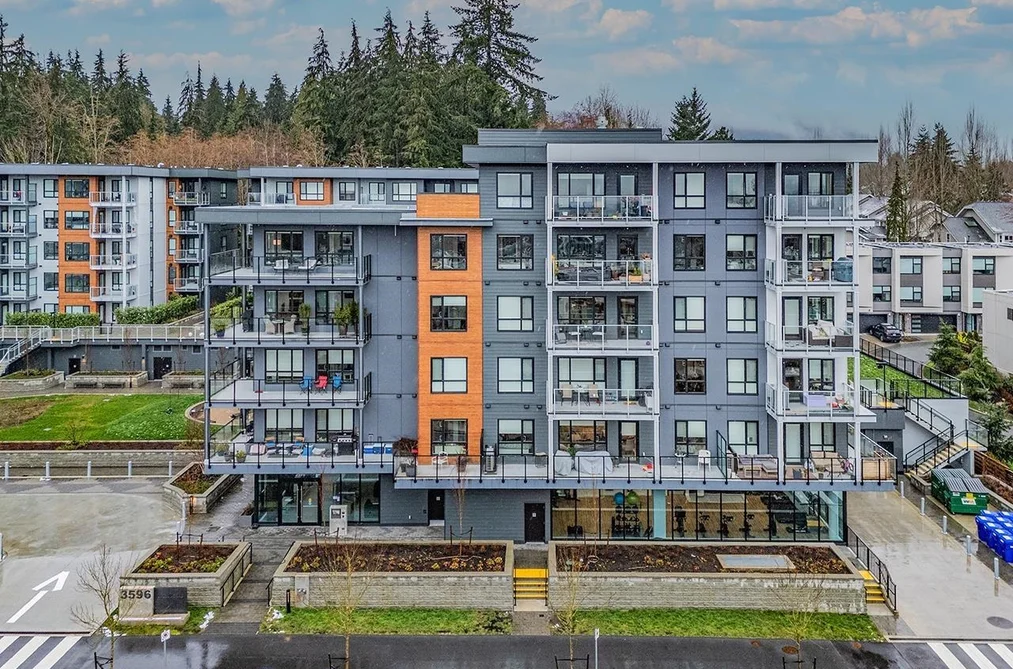 Condo for sale at 303 3596 Malsum Drive North Vancouver British Columbia - MLS: R3123046
