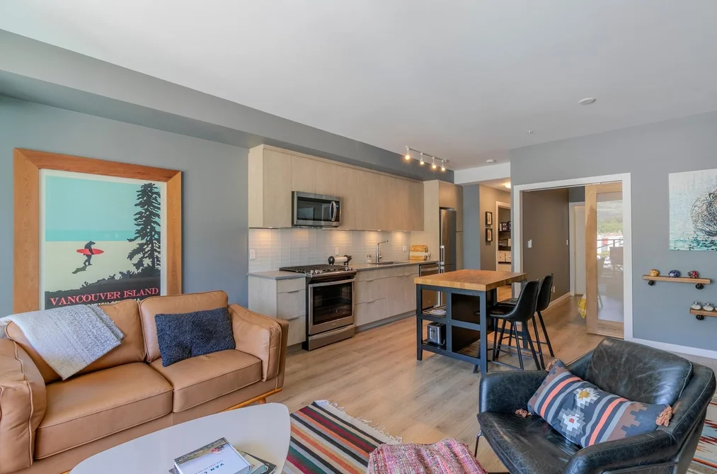 Condo for sale at 303 38165 Cleveland Avenue Squamish British Columbia - MLS: R3132340
