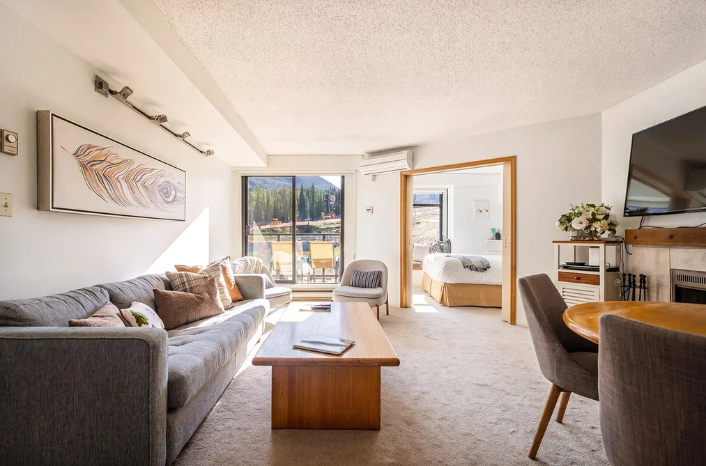 303 4280 MOUNTAIN SQUARE, Whistler BC V8E 1B9, Whistler BC — Residential for Sale - Photo 5