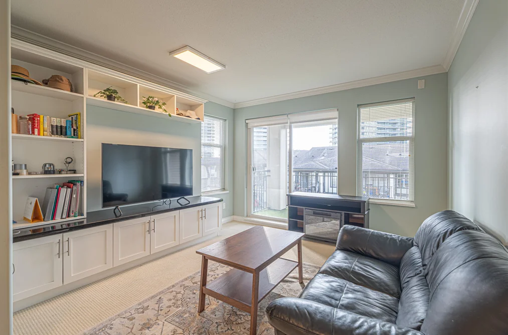 303 4799 BRENTWOOD DRIVE, Burnaby BC V5C 0C4, Burnaby BC — Residential for Sale - Photo 4