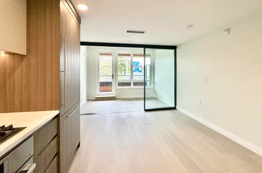 485 63rd Ave Unit 303, Vancouver, BC - MLS: R3159838