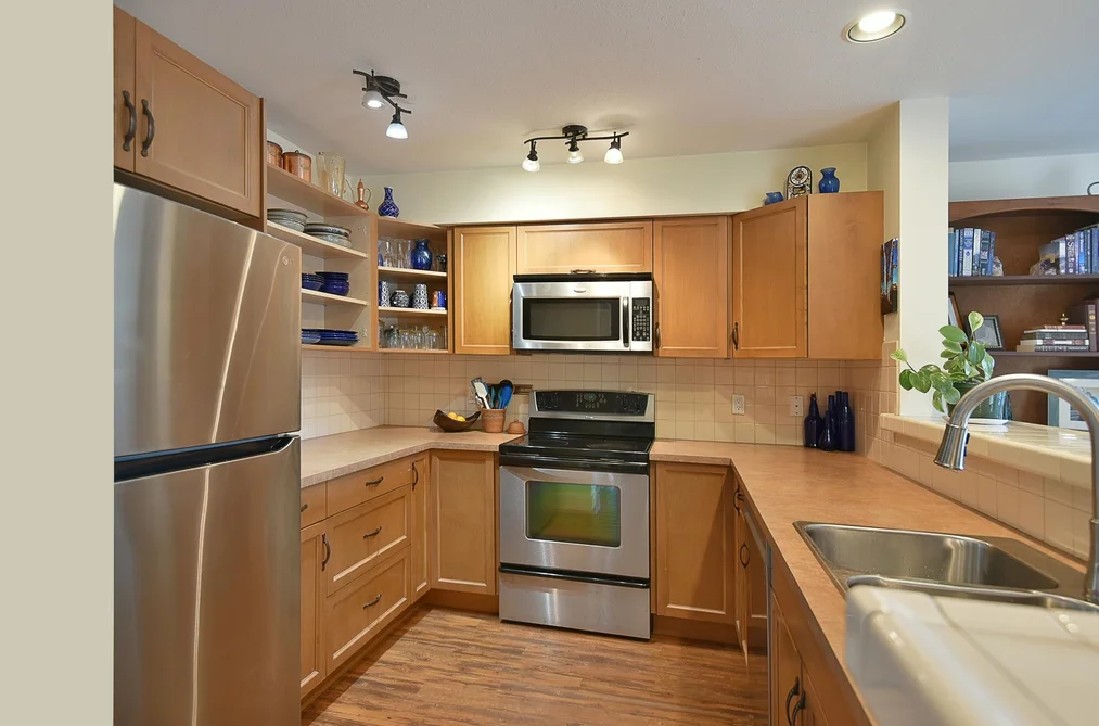 Townhouse for sale at 303 5711 Ebbtide Street Sechelt British Columbia - MLS: R3159156