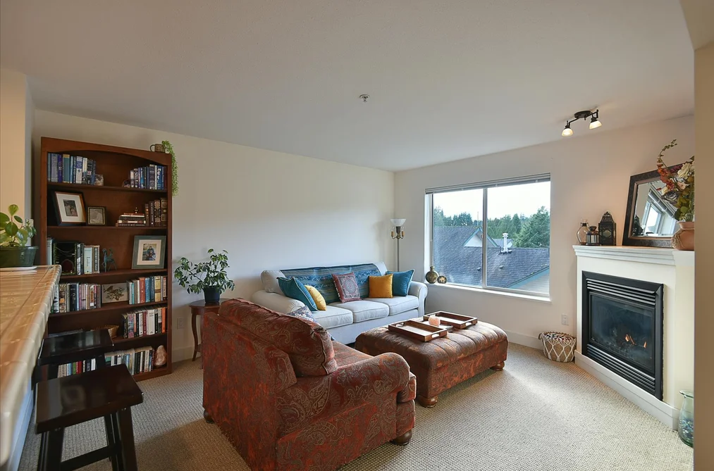 303 5711 EBBTIDE STREET, Sechelt BC V7Z 0J5, Sechelt BC — Residential for Sale - Photo 2