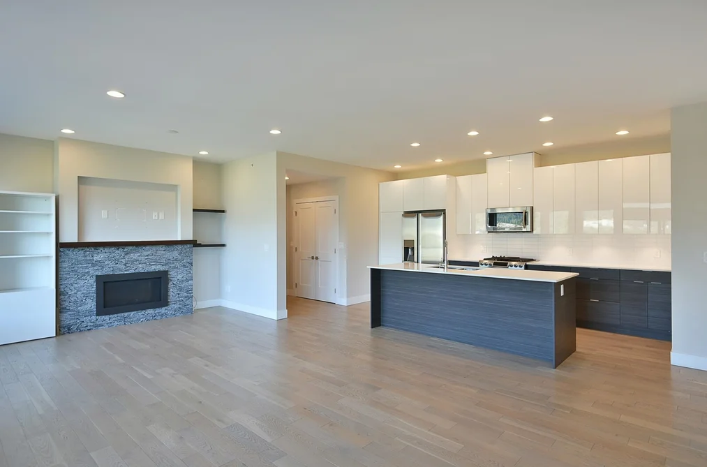 5780 Marine Way Unit 303, Sechelt, BC - MLS: R3174455