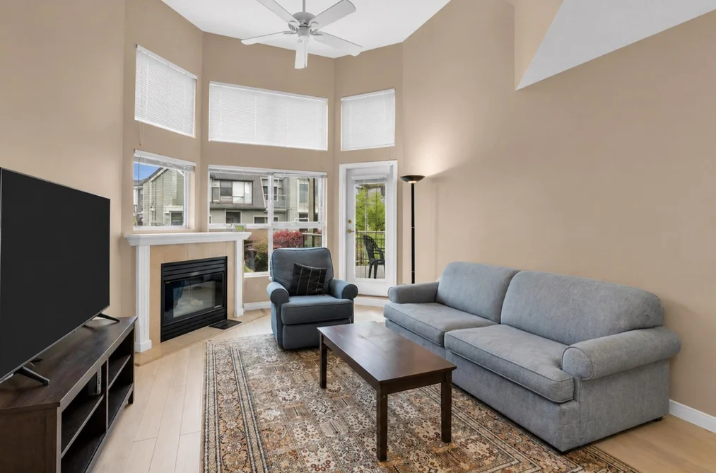 Condo for sale at 303 70 Richmond Street New Westminster British Columbia - MLS: R3117682