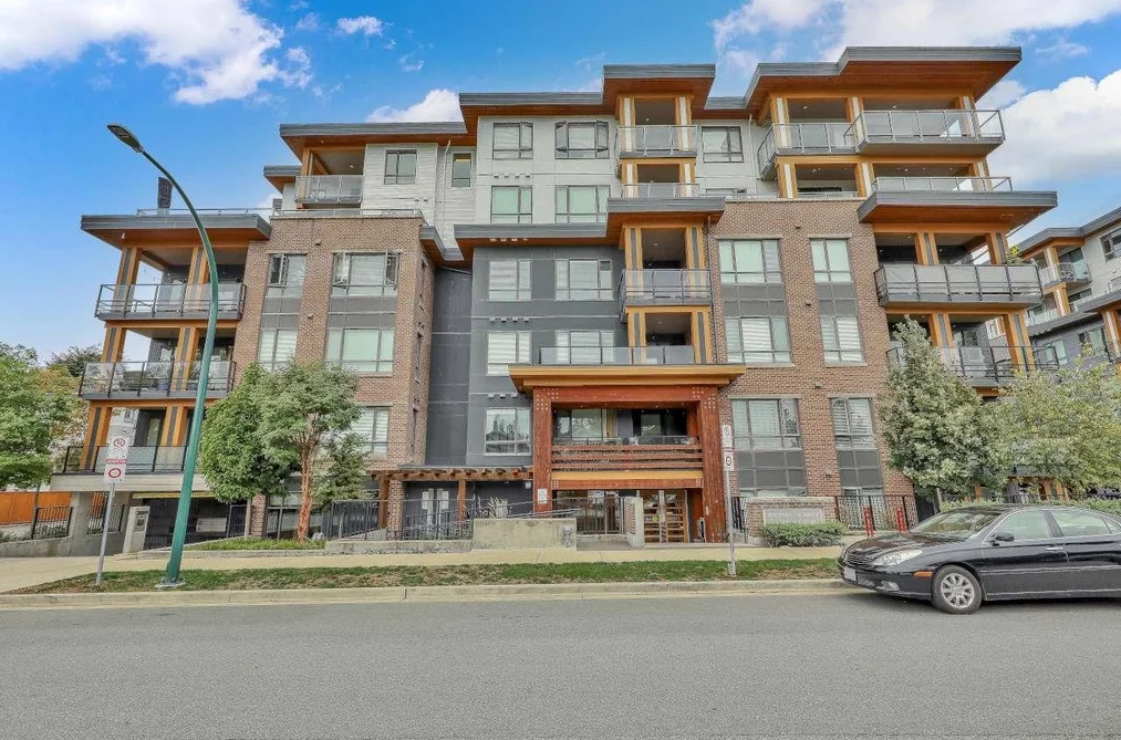 Condo for sale at 303 721 Anskar Court Coquitlam British Columbia - MLS: R3161686