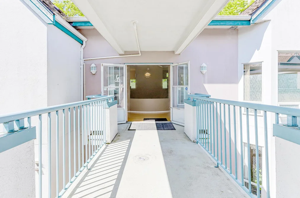 303 7500 ABERCROMBIE DRIVE, Richmond BC V6Y 3J9, Richmond BC — Residential for Sale - Photo 2
