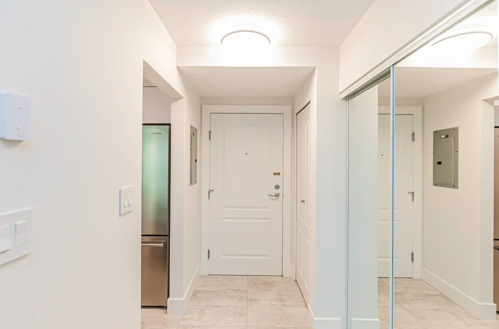 303 7680 GRANVILLE AVENUE, Richmond BC V6Y 4B9, Richmond BC — Residential for Sale — Photo 4 of 29