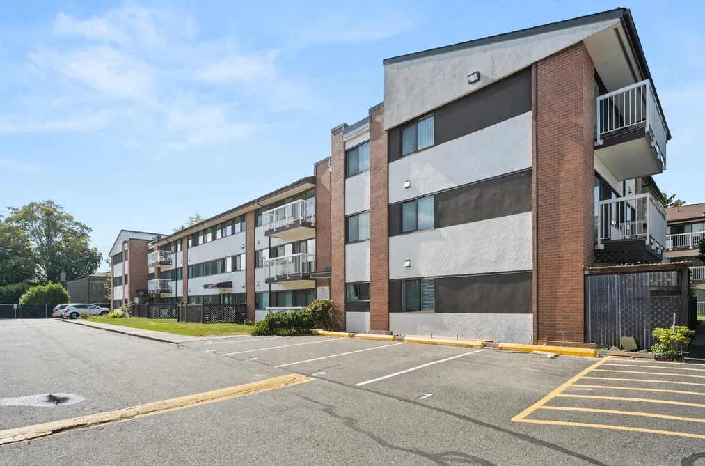Condo for sale at 303 8080 Ryan Road Richmond British Columbia - MLS: R3165962