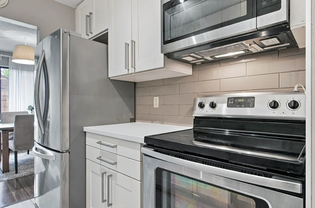 303 - 8400 Lansdowne Road, Richmond, BC - MLS: R3179307 - Photo 9 303 - 8400 Lansdowne Road, Richmond, BC - MLS: R3179307 - Photo 9