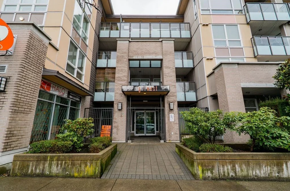 303 85 EIGHTH AVENUE, New Westminster BC V3L 0E9, New Westminster BC — Residential for Sale - Photo 2
