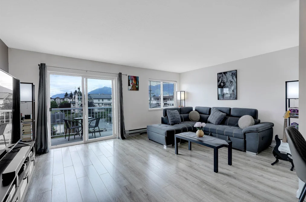 Condo for sale at 303 8934 Mary Street Chilliwack British Columbia - MLS: R3141192