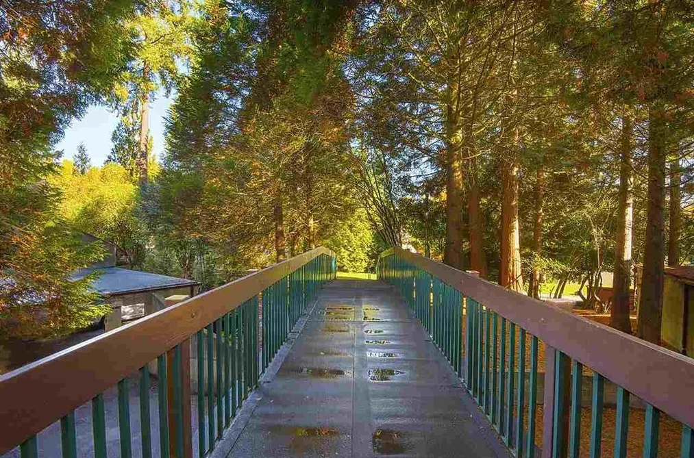 303 9150 SATURNA DRIVE, Burnaby BC V3J 7K2, Burnaby BC — Residential for Sale - Photo 2