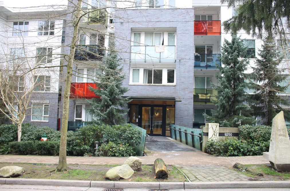303 9250 UNIVERSITY HIGH STREET, Burnaby BC V5A 0B3, Burnaby BC — Residential for Sale - Photo 2