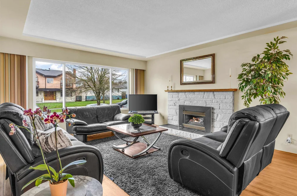 3031 E 16TH AVENUE, Vancouver BC V5M 2M4, Vancouver BC — Residential for Sale - Photo 2