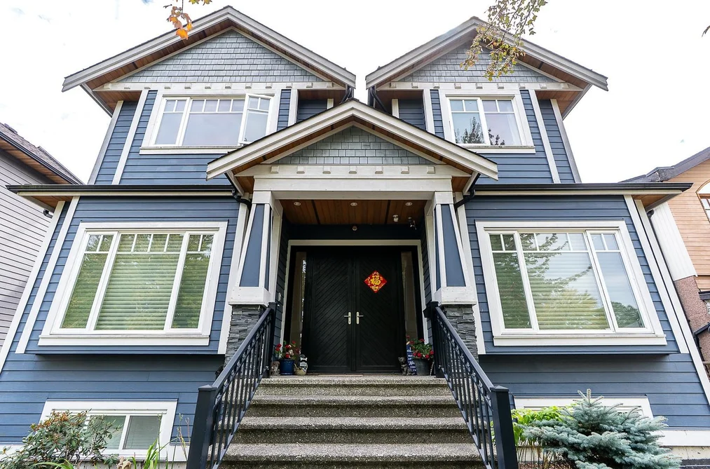 House for sale at 3032 E 16th Avenue Vancouver British Columbia - MLS: R3159016