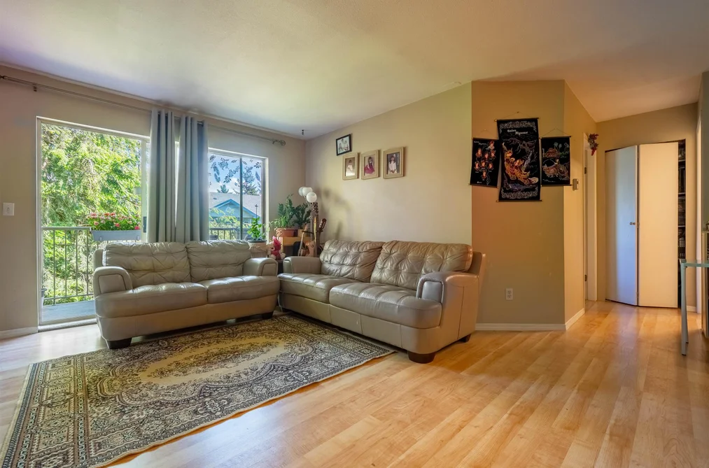304 10756 138 STREET, Surrey BC V3T 4K5, Surrey BC — Residential for Sale - Photo 2