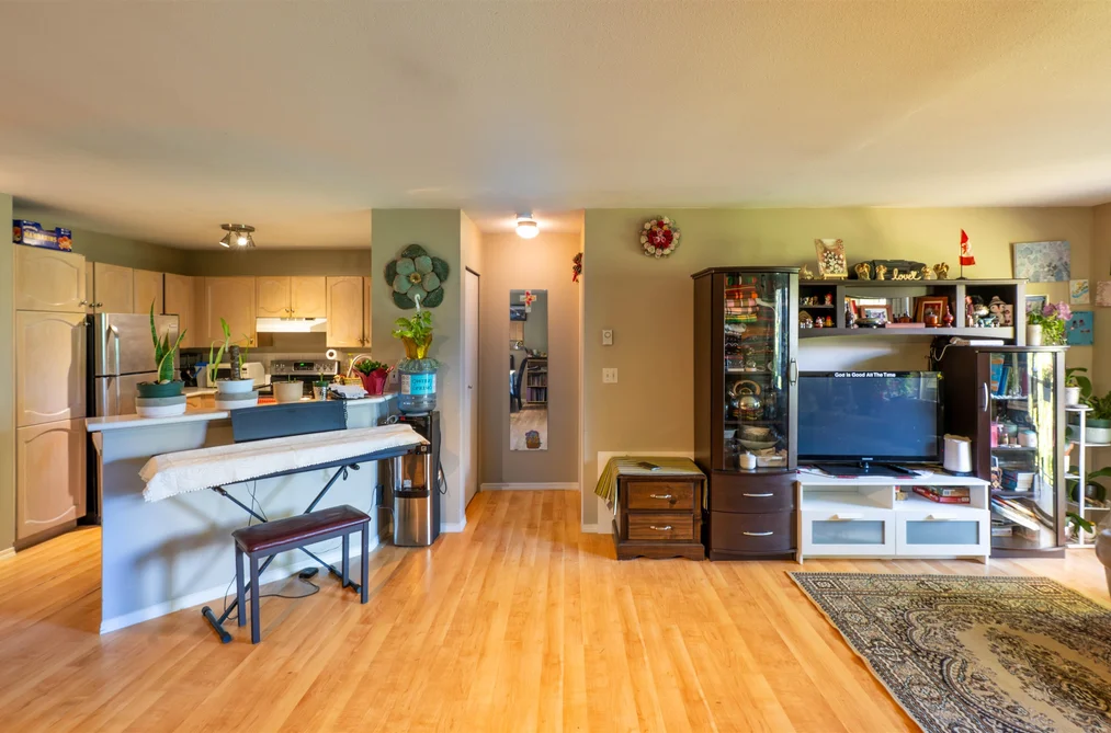 304 10756 138 STREET, Surrey BC V3T 4K5, Surrey BC — Residential for Sale - Photo 3