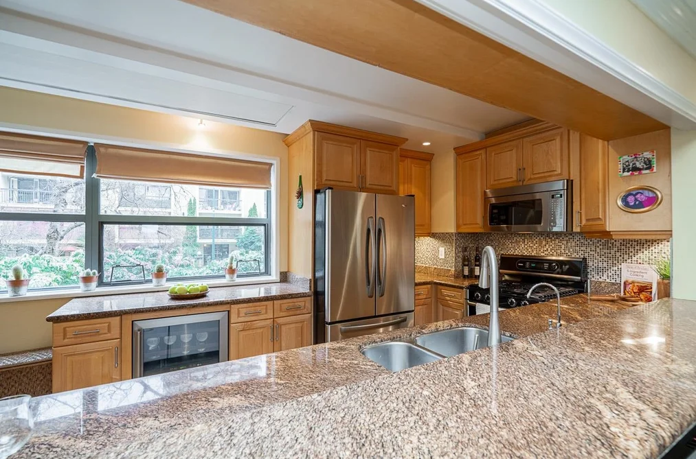 304 1233 BEACH AVENUE, Vancouver BC V6E 1V4, Vancouver BC — Residential for Sale - Photo 7