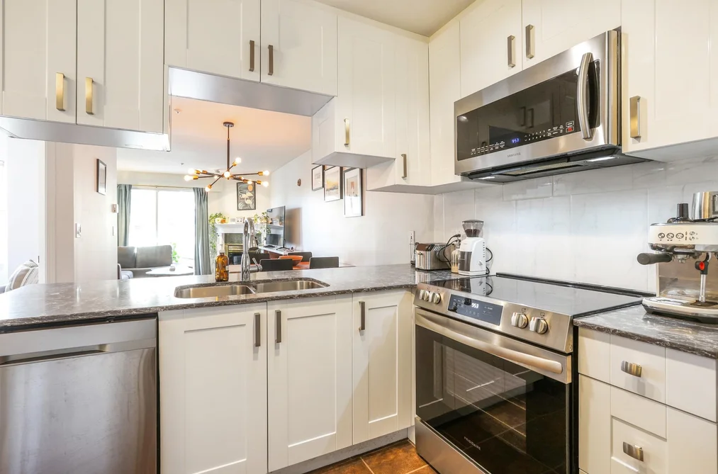 304 135 ELEVENTH STREET, New Westminster BC V3M 4C7, New Westminster BC — Residential for Sale - Photo 7