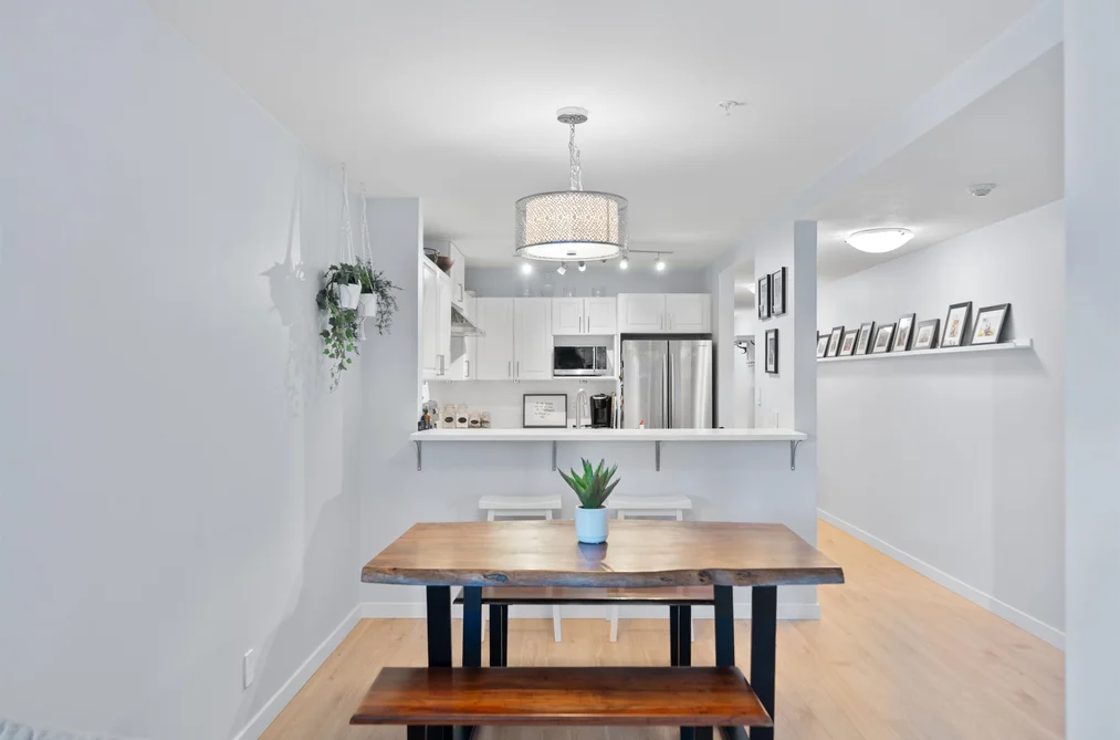 304 137 W 17TH STREET, North Vancouver BC V7M 1V5, North Vancouver BC — Residential for Sale - Photo 6