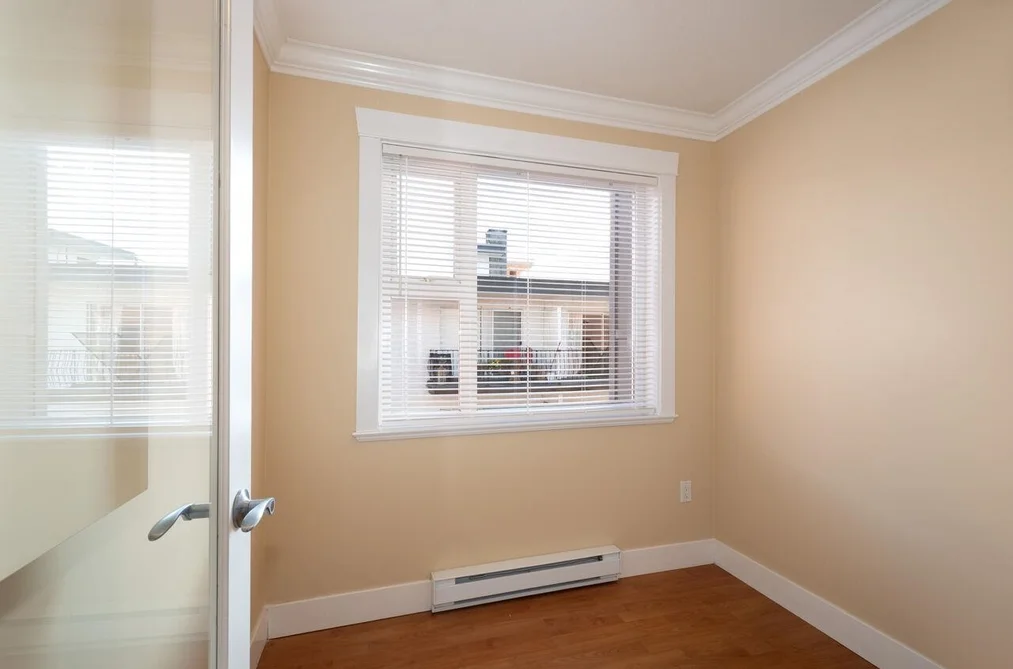 304 152 E 12TH STREET, North Vancouver BC V7L 2J4, North Vancouver BC — Residential for Sale - Photo 7
