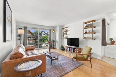 1611 E 3rd Ave Unit 304, Vancouver, BC - MLS: R3168367