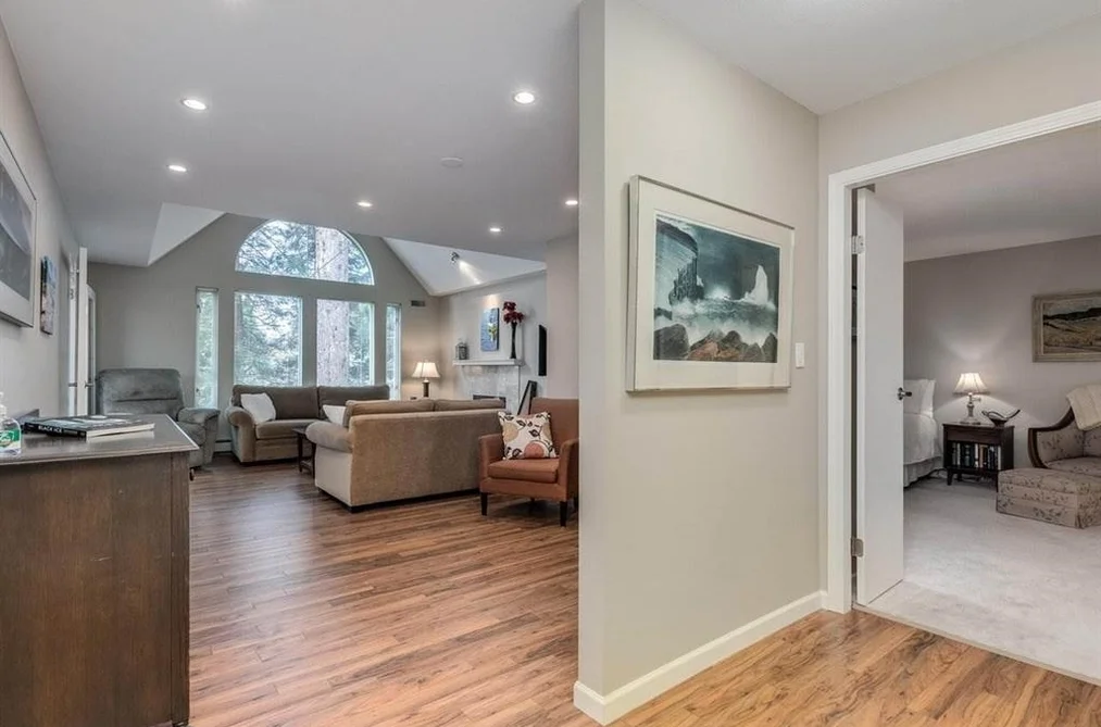304 1675 AUGUSTA AVENUE, Burnaby BC V5A 4S8, Burnaby BC — Residential for Sale - Photo 2