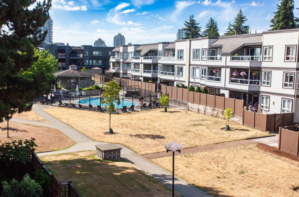 304 1860 E SOUTHMERE CRESCENT, White Rock BC V4A 6Y7, White Rock BC — Residential for Sale — Photo 12 of 21