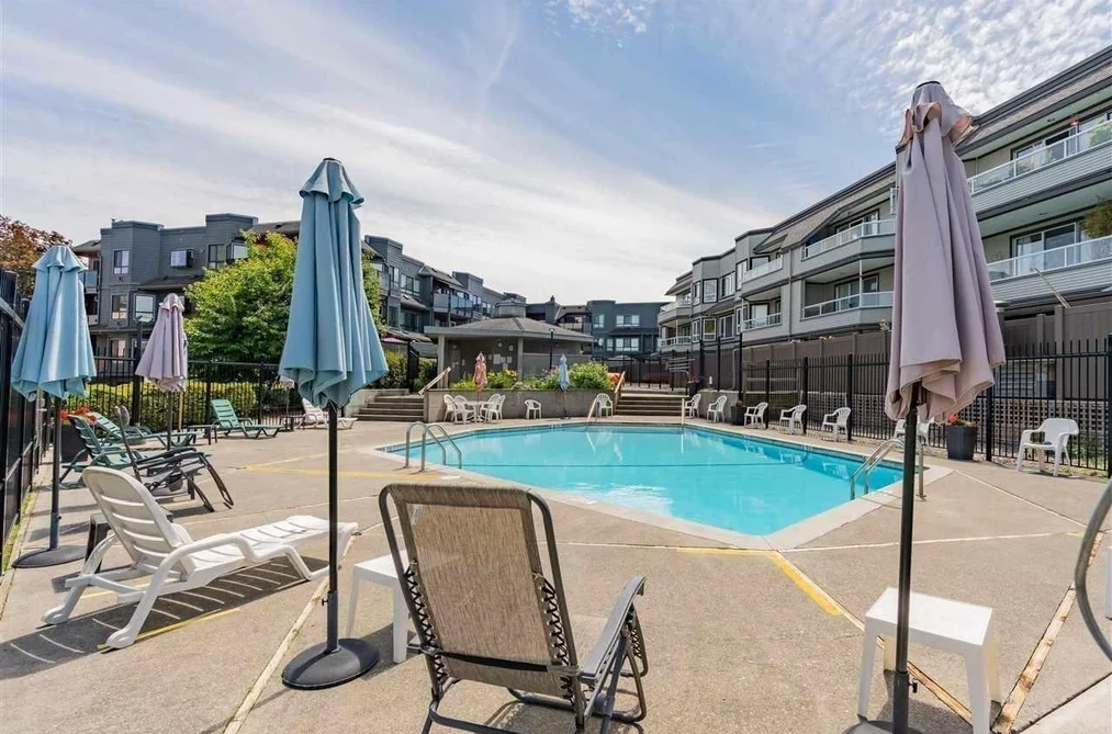 304 1860 E SOUTHMERE CRESCENT, White Rock BC V4A 6Y7, White Rock BC — Residential for Sale — Photo 13 of 21