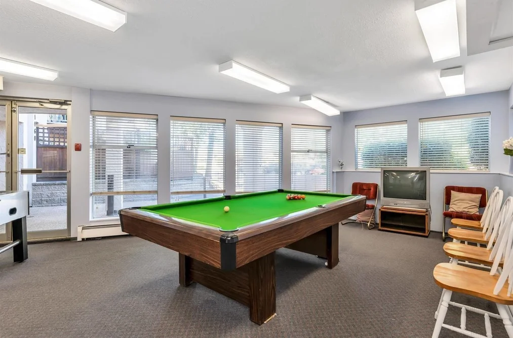 304 1860 E SOUTHMERE CRESCENT, White Rock BC V4A 6Y7, White Rock BC — Residential for Sale — Photo 15 of 21