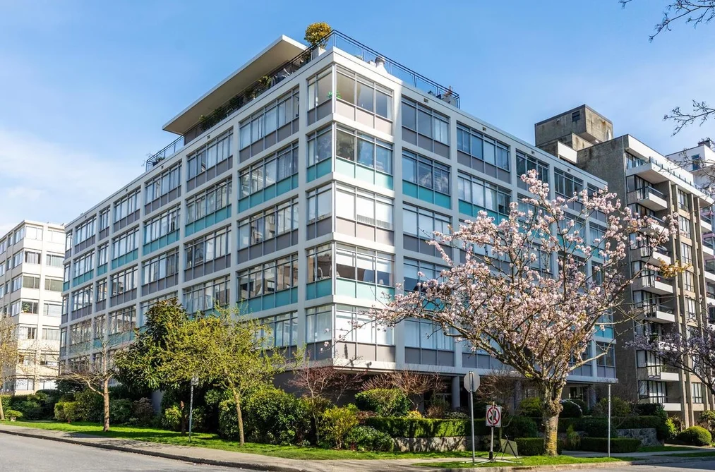 304 1975 PENDRELL STREET, Vancouver BC V6G 1T6, Vancouver BC — Residential for Sale - Photo 2
