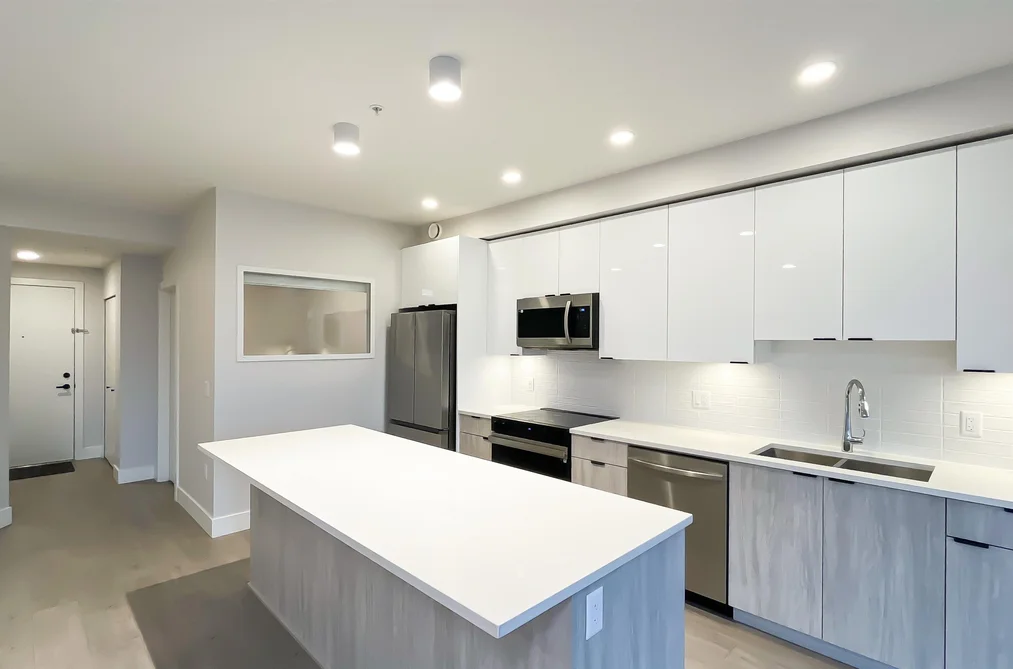 304 20061 FRASER HIGHWAY, Langley BC V3A 0R4, Langley BC — Residential for Sale - Photo 4