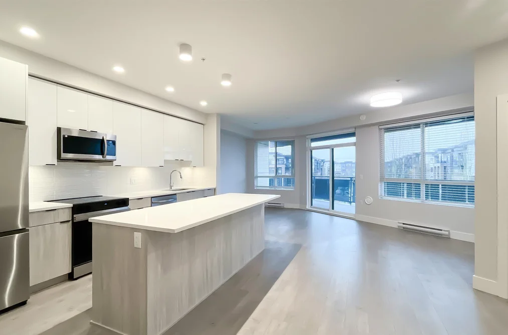 304 20061 FRASER HIGHWAY, Langley BC V3A 0R4, Langley BC — Residential for Sale - Photo 6
