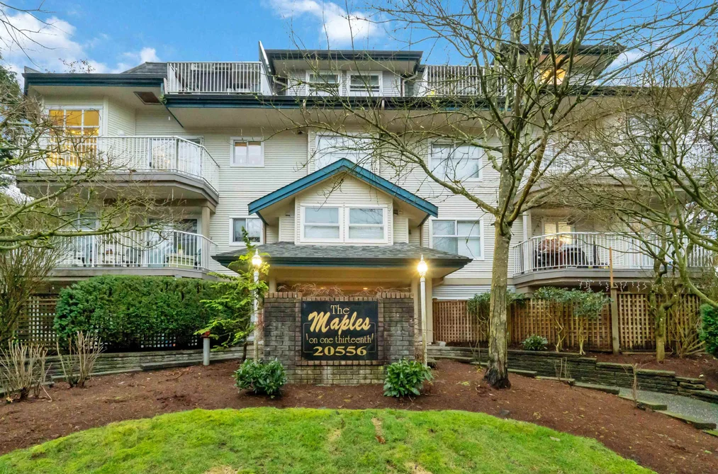 Condo for sale at 304 20556 113 Avenue Maple Ridge British Columbia - MLS: R3144725