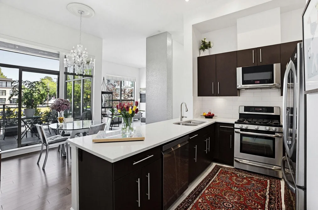 Condo for sale at 304 2108 W 4th Avenue Vancouver British Columbia - MLS: R3128208
