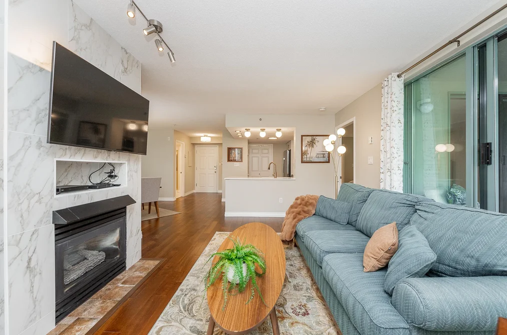 304 220 NEWPORT DRIVE, Port Moody BC V3H 5B8, Port Moody BC — Residential for Sale — Photo 8 of 40