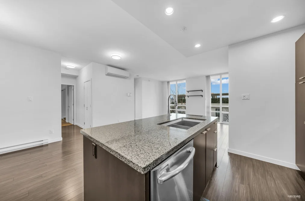 304 2200 DOUGLAS ROAD, Burnaby BC V5C 0G8, Burnaby BC — Residential for Sale - Photo 5