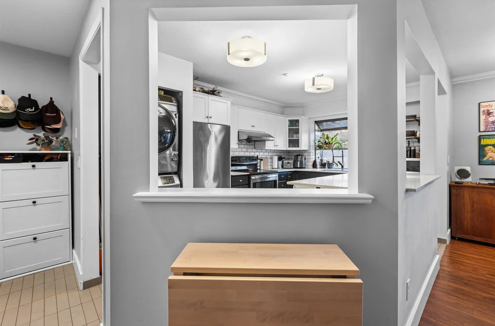 304 25 RICHMOND STREET, New Westminster BC V3L 5P9, New Westminster BC — Residential for Sale - Photo 4