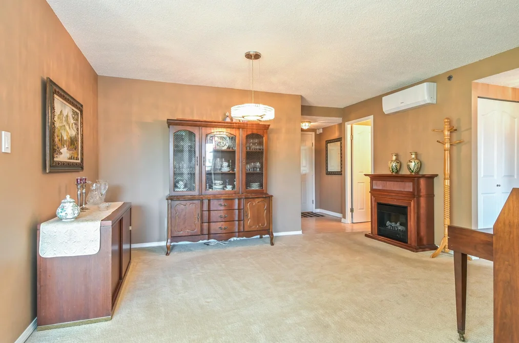 304 3150 GLADWIN ROAD, Abbotsford BC V2T 5S9, Abbotsford BC — Residential for Sale — Photo 7 of 31