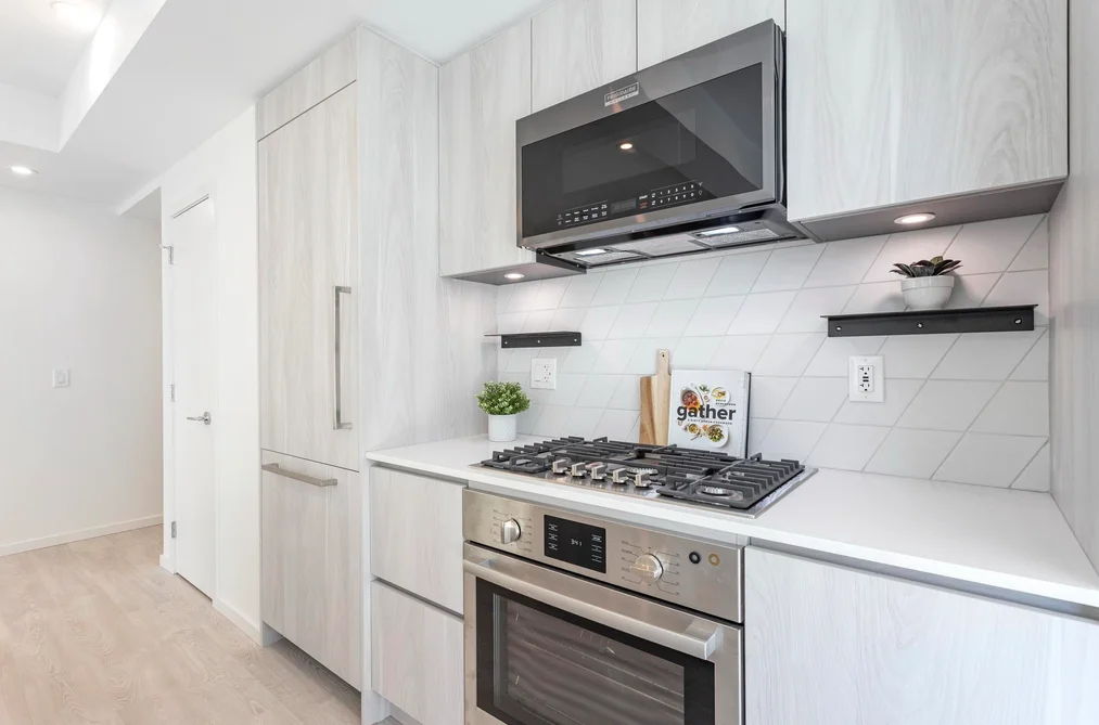 304 3264 VANNESS AVENUE, Vancouver BC V5R 4V3, Vancouver BC — Residential for Sale - Photo 4