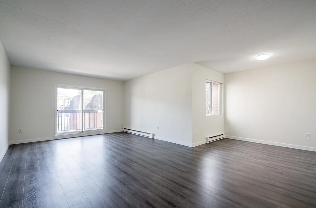 Condo for sale at 304 33850 Fern Street Abbotsford British Columbia - MLS: R3114744