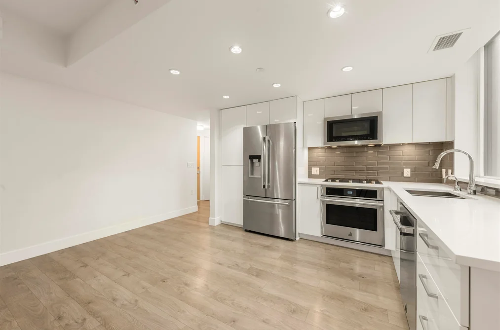 304 3498 MARINE WAY, Vancouver BC V5S 0H1, Vancouver BC — Residential for Sale - Photo 6