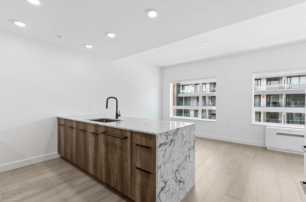 304 3590 W 39TH AVENUE, Vancouver BC V6N 3A5, Vancouver BC — Residential for Sale - Photo 2