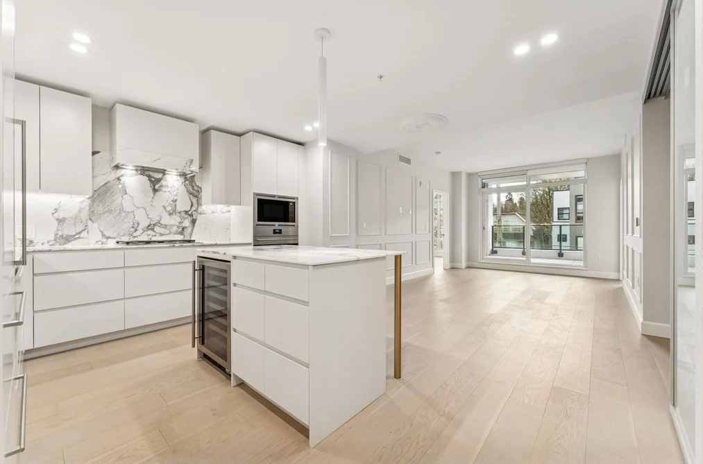 Condo for sale at 304 3668 W 10th Avenue Vancouver British Columbia - MLS: R3120279