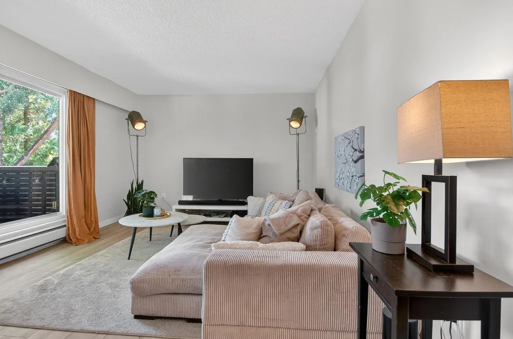 304 391 E 7TH AVENUE, Vancouver BC V5T 4H1, Vancouver BC — Residential for Sale - Photo 2